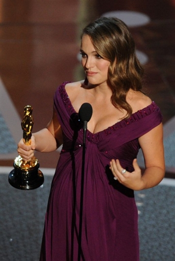 Oscar 2011: Natalie Portman đoạt giải nữ diễn viên chính xuất sắc 2