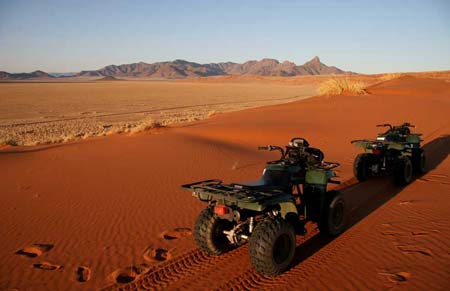 Kỳ thú ngắm sa mạc từ khinh khí cầu