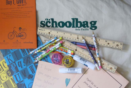 Cùng "The Schoolbag" mang hi vọng cho em tới trường 10