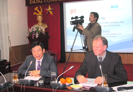 Tuyển lao động lương 55 triệu đồng/th&aacute;ng 1