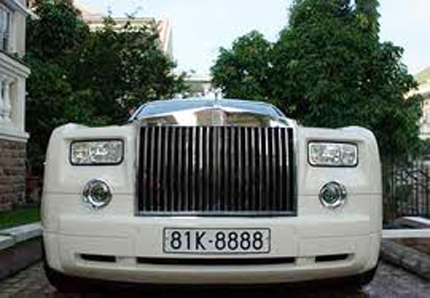 Bộ sưu tập xe Phantom biển tứ qu&yacute; si&ecirc;u khủng 4