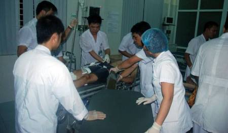 Cận cảnh  vụ tai nạn xe giường nằm thảm khốc tại Lào Cai 6