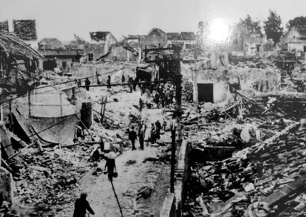 Ng&agrave;y kh&ocirc;ng qu&ecirc;n của &ldquo;phố B.52&rdquo; 2