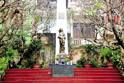 Ng&agrave;y kh&ocirc;ng qu&ecirc;n của &ldquo;phố B.52&rdquo; 3