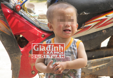 Ẩn ức khiến người mẹ bất hạnh quyết l&agrave;m &ldquo;người rừng&rdquo; cho đến hết đời 2