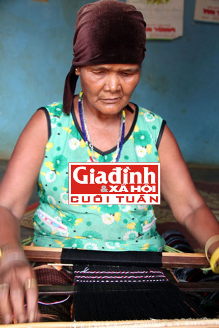 Bi h&agrave;i chuyện phạt th&ocirc;ng gia cả trăm triệu v&igrave; nghi bị đầu độc bằng &ldquo;thuốc thư&rdquo; 3
