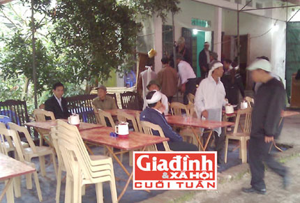 Nghi vấn về mối t&igrave;nh ngo&agrave;i luồng của chủ nh&agrave; nghỉ c&ugrave;ng người phụ nữ &ldquo;một lần đ&ograve;&rdquo; 1