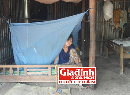 Nỗi khổ tận c&ugrave;ng của hai vợ chồng phải bỏ xứ v&igrave; ba đứa con bị "quỷ &aacute;m"? 2