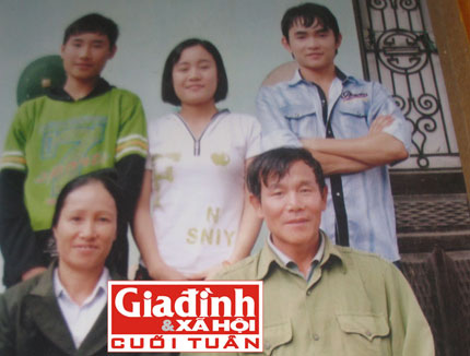 Cha mẹ nu&ocirc;i b&aacute;n cả t&agrave;i sản gi&uacute;p con t&igrave;m lại gia đ&igrave;nh sau 30 năm thất lạc 1