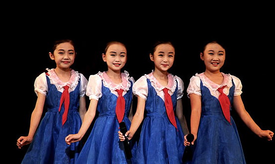 Ảnh hiếm về nữ sinh xinh đẹp của Triều Tiên 4 Ảnh hiếm về nữ sinh xinh đẹp của Triều Tiên 4