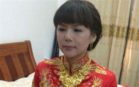 C&ocirc; d&acirc;u được hồi m&ocirc;n 4 hộp v&agrave;ng, 2 si&ecirc;u xe 1