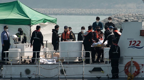 Đ&atilde; t&igrave;m thấy thi thể c&ocirc; d&acirc;u người Việt tr&ecirc;n ph&agrave; SEWOL 1