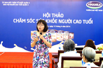 Vinamilk chăm sóc sức khoẻ cho người cao tuổi tại TP Hồ Chí Minh 3