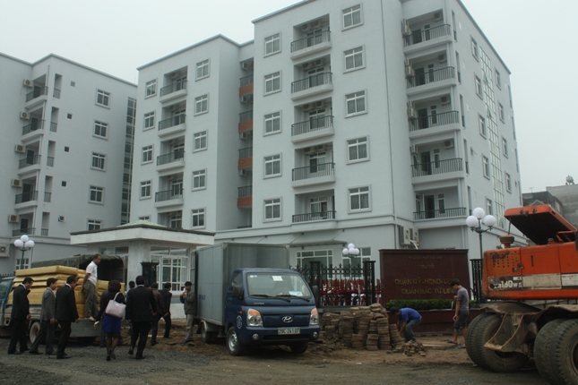 C&ocirc;ng bố Chủ tịch UBND hai quận Nam &ndash; Bắc Từ Li&ecirc;m 1