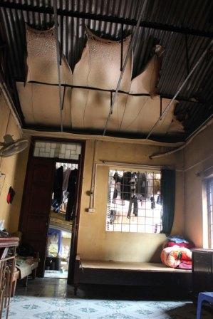 Hoang t&agrave;n sau vụ ch&aacute;y sập nh&agrave; 5 tầng ở H&agrave; Nội 6