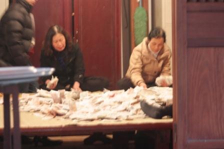 H&agrave; Nội kiểm tra &ldquo;H&ograve;m c&ocirc;ng đức&rdquo; 3