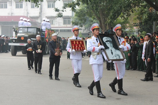 Hình ảnh linh cữu Đại tướng trên các tuyến phố Hà Nội 4