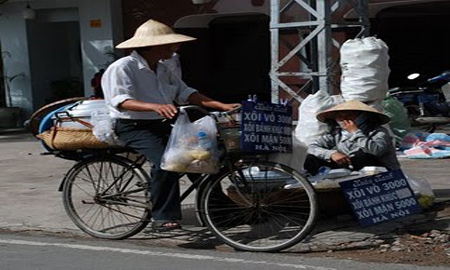 Chuyện người mẹ b&aacute;n x&ocirc;i tử tế hiếm c&oacute; 1
