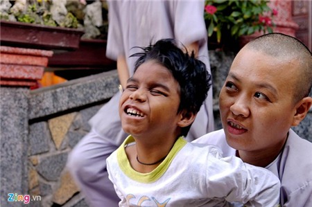 Sốc với những h&igrave;nh ảnh g&acirc;y &aacute;m ảnh trong tuần 2