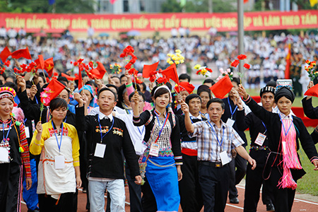 Cận cảnh lễ diễu binh ho&agrave;ng tr&aacute;ng mừng 60 năm chiến thắng Điện Bi&ecirc;n Phủ 21