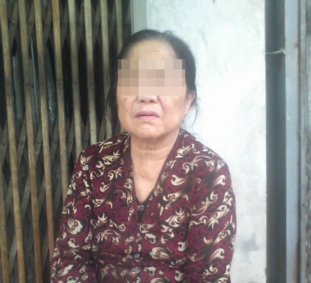 Chuyện chưa kể về &ldquo;m&aacute; m&igrave;&rdquo; 72 tuổi điều h&agrave;nh đường d&acirc;y mại d&acirc;m 8X 1