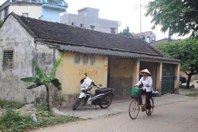 Bắt nghi can s&aacute;t hại chủ tiệm gạo 1
