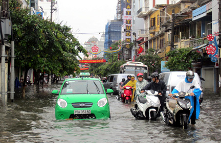 Hải Phòng ngập lụt sau mưa lớn 14