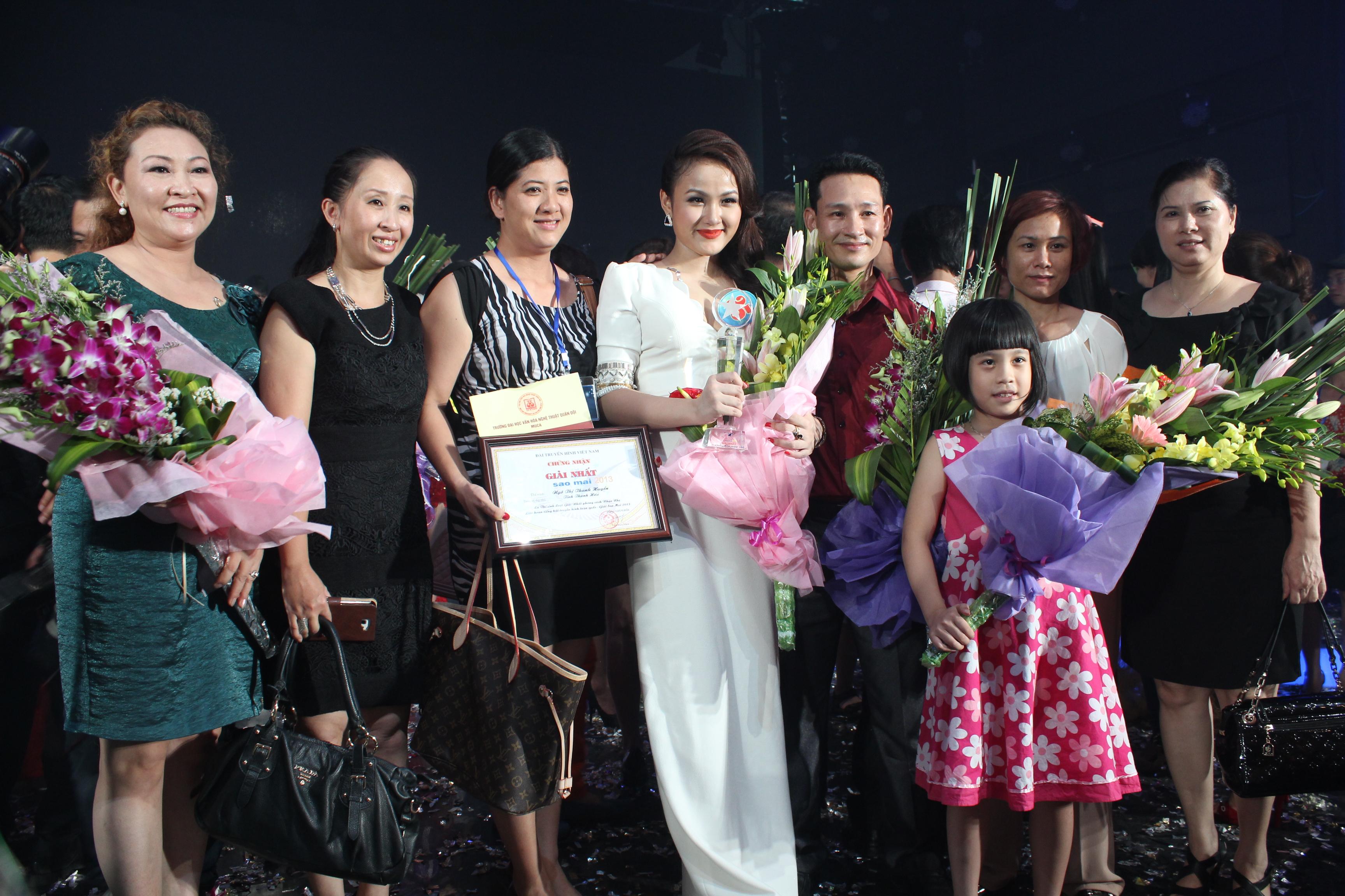 Cô gái Việt kiều Pháp đoạt giải Nhất Sao Mai 2013 5