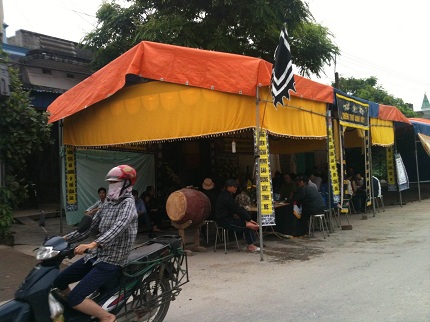 Đi "giải quyết" nợ nần, tr&ugrave;m giang hồ bị ch&eacute;m chết 1