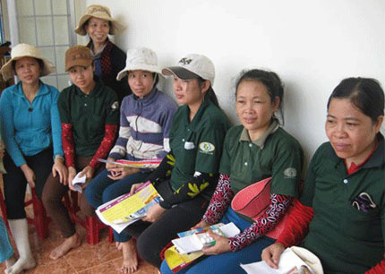 Cung cấp dịch vụ DS-KHHGĐ cho người lao động tại các KCN: Quyền được chăm sóc của nữ công nhân 1
