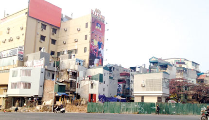 H&agrave; Nội: Đường mới, &ldquo;vết sẹo&rdquo; cũ 1