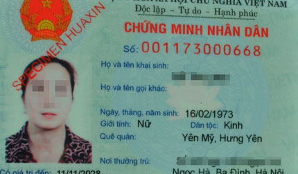 &ldquo;Đi&ecirc;n đầu&rdquo; với chứng minh thư mới 1