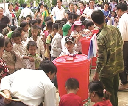 Lồng ghép truyền thông rửa tay với xà phòng trong Chương trình tiêm chủng mở rộng, tư vấn dinh dưỡng tại cộng đồng: Lợi ích “kép” 1