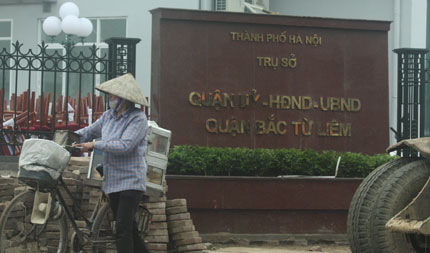 Từ Li&ecirc;m, H&agrave; Nội: &ldquo;Chạy&rdquo; sổ đỏ trước ng&agrave;y  l&ecirc;n quận 1