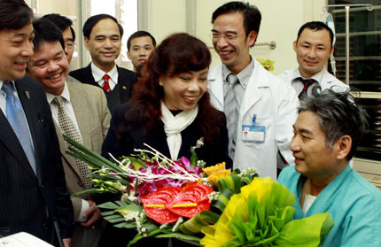 PGS.TS Nguyễn Quang Tuấn-Giám đốc Bệnh viện Tim Hà Nội: Bác sỹ “làm khó” để có phong bì là một điều tồi tệ! 1