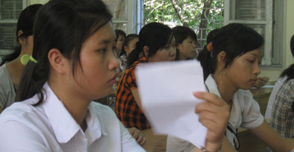 Thi tốt nghiệp THPT năm 2014: Lo ngại học sinh quay lưng với m&ocirc;n Sử 1