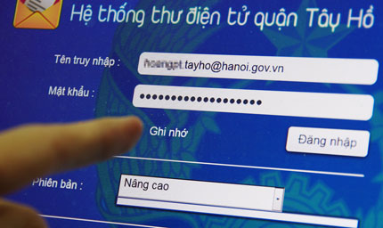 Kh&ocirc;ng cho c&aacute;n bộ d&ugrave;ng thư điện tử miễn ph&iacute;: Gian nan con đường&hellip; &ldquo;meo&rdquo; 1