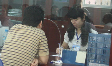 Hà Nội: Người dân hai quận mới chưa phải đổi giấy tờ cá nhân 1