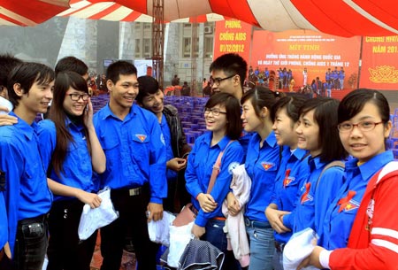 HIV/AIDS đang c&oacute; xu hướng &rdquo;gi&agrave; h&oacute;a&rdquo; 1