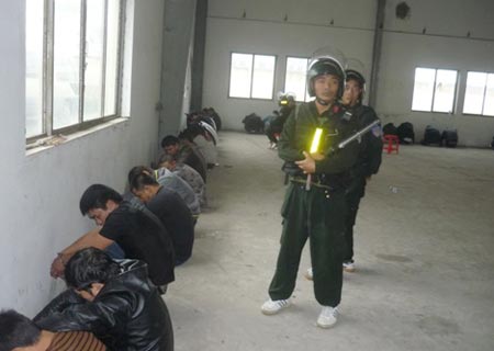 Chân dung ông “trùm” không ngai 1