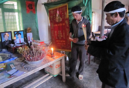 Nỗi &aacute;m ảnh &ldquo;vong nhập, t&agrave;u ma&rdquo; 2