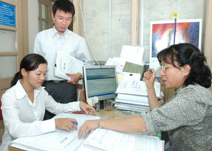 Năm 2013, bi&ecirc;n chế c&ocirc;ng chức vẫn tăng 1