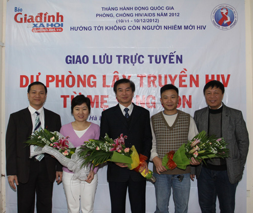 Giao lưu trực tuyến: Dự phòng lây truyền HIV từ mẹ sang con  1