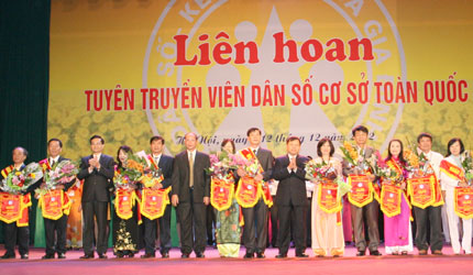 Liên hoan tuyên truyền viên dân số toàn quốc 2012: Tỏa sáng những tài năng  1