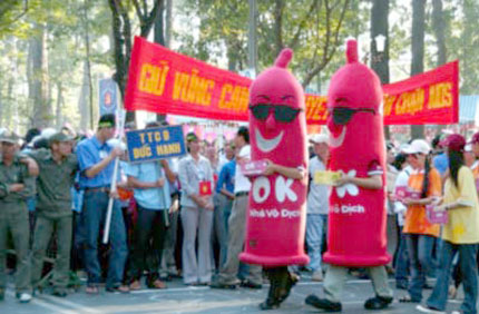 Những mối tình vượt qua rào cản HIV 1 Những mối tình vượt qua rào cản HIV 1