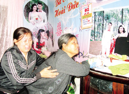 Thảm họa giao thông tại Lào: Nước mắt những phận nghèo 3