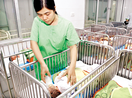 Phát động Tháng Hành động quốc gia về Dân số 2012: "Nóng" nhất tỉ số giới tính khi sinh 2 Phát động Tháng Hành động quốc gia về Dân số 2012: "Nóng" nhất tỉ số giới tính khi sinh 2