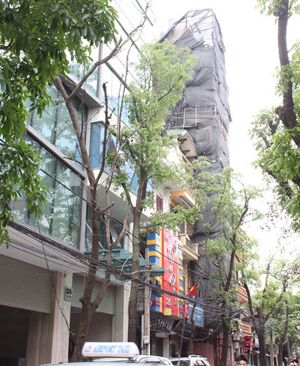 Quận Hai B&agrave; Trưng, H&agrave; Nội: Trảm c&ocirc;ng tr&igrave;nh  tr&aacute;i ph&eacute;p trước Tết 1