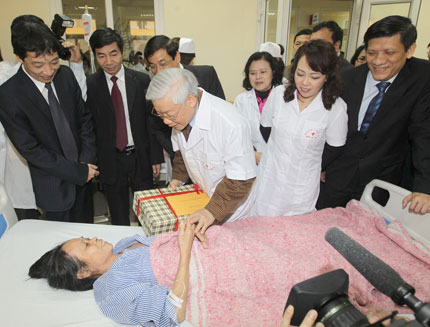 Tổng Bí thư Nguyễn Phú Trọng: Chăm sóc sức khỏe nhân dân là nhiệm vụ chiến lược 1 Tổng Bí thư Nguyễn Phú Trọng: Chăm sóc sức khỏe nhân dân là nhiệm vụ chiến lược 1