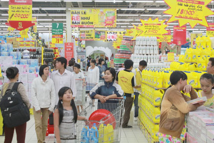 Tr&agrave;n lan khuyến m&atilde;i, giảm gi&aacute; chống ế đầu năm 1